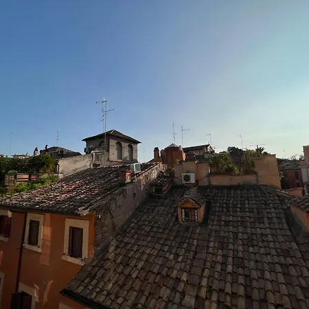 Charming Navona 3*