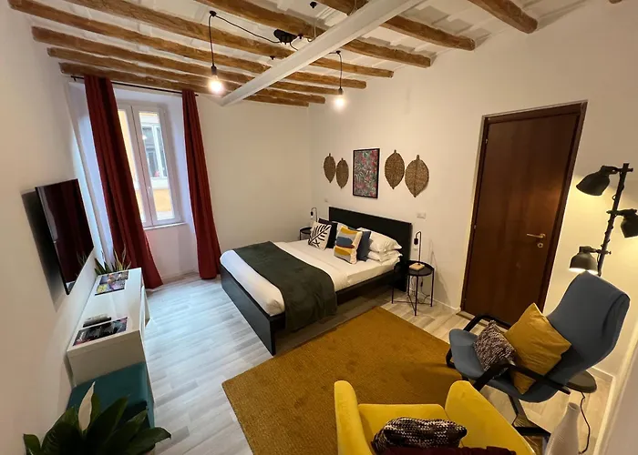 Charming Navona Pensión 3*