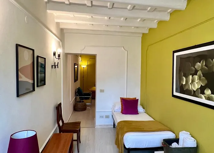 Charming Navona Pensión 3*