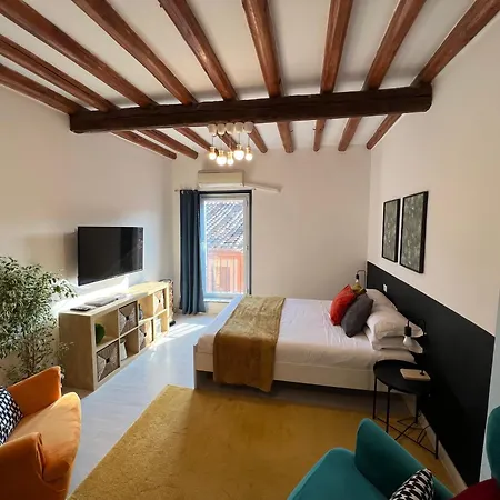 Charming Navona 3*