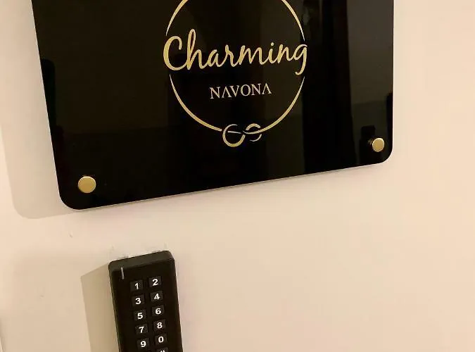 Charming Navona Guest house 3*